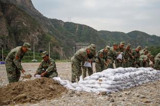 亚洲杯国足0比0战平黎巴嫩 大咖热议国足表现